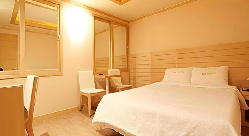 Sinyoung Motel Seul Esterno foto