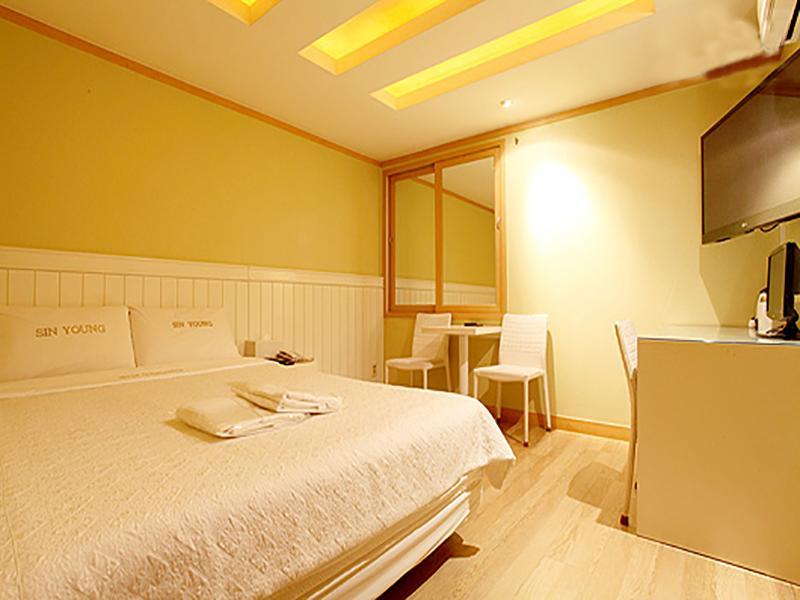 Sinyoung Motel Seul Esterno foto
